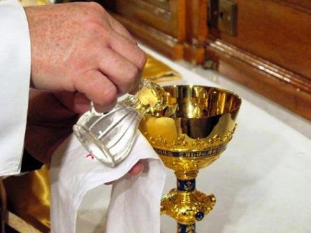 Where Did the Subdeacon’s Duties Go? A Closer Look at Ministeria Quaedam